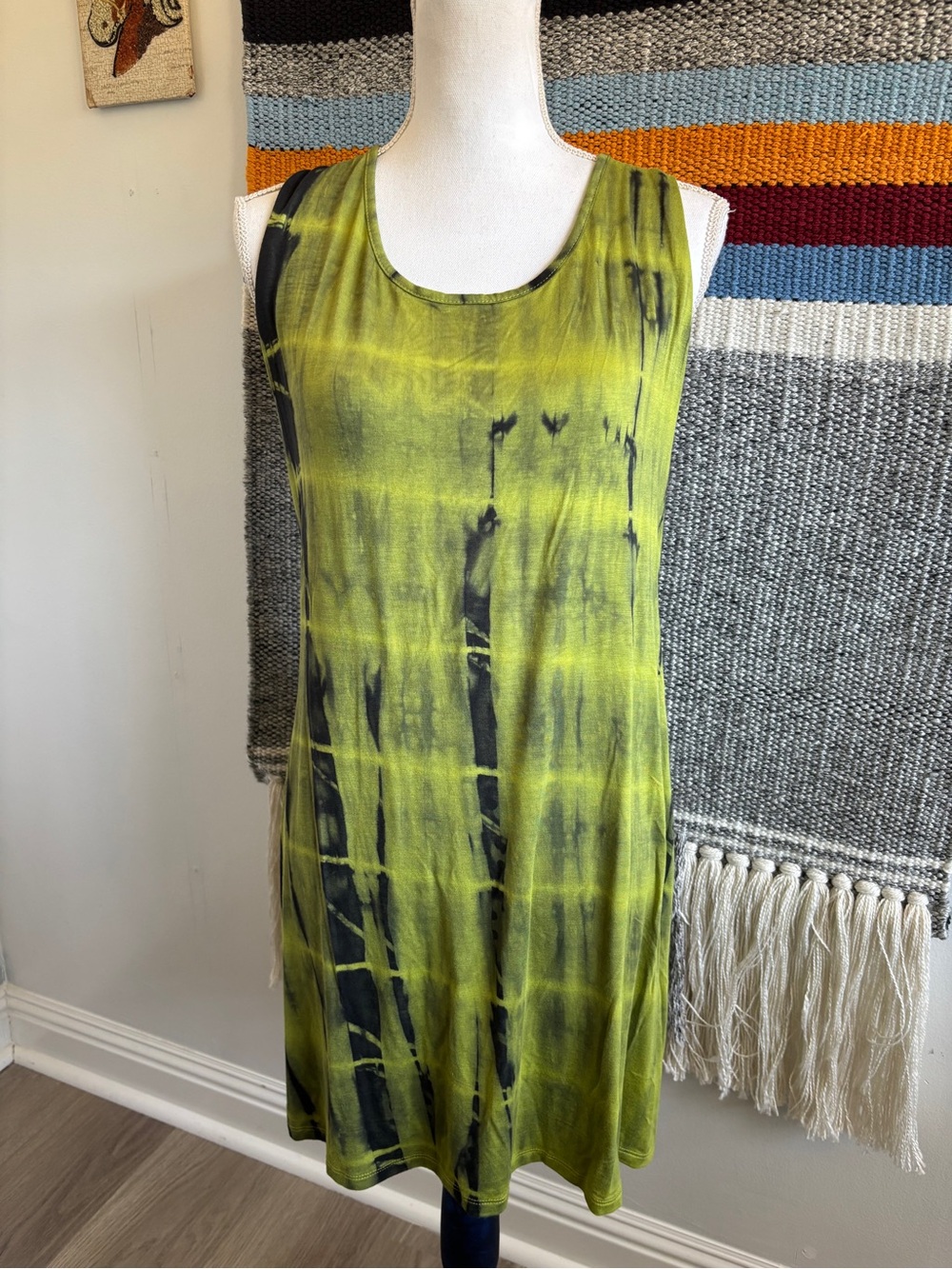 NWT Sleeveless Lime Tie-Dye A-Line Midi Dress